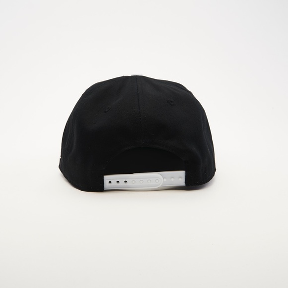 ALIENS BUILT EARTH SNAPBACKS - Picture 3 of 4